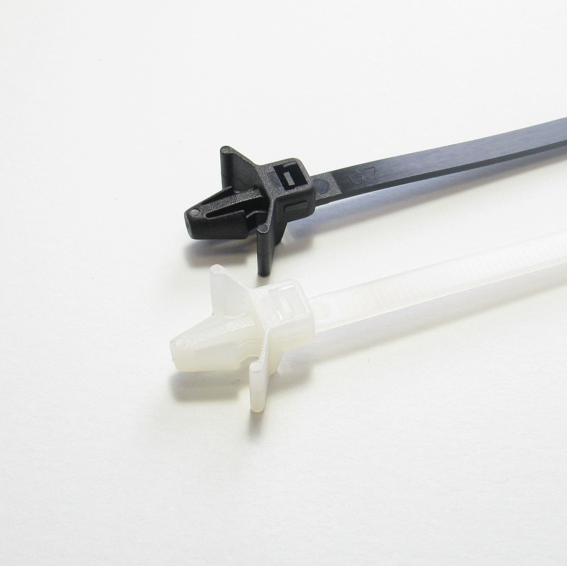 thumbnail image 2 of 100 Push Mount Cable Ties For Electrical Enclosures - Natural Nylon 6/6, Generic PWV130 2 of 2